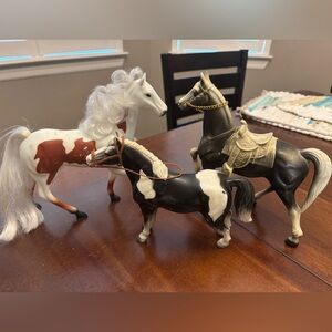 Vintage SW Molded Plastic Horses Hong Kong 1950s Lot Of 3